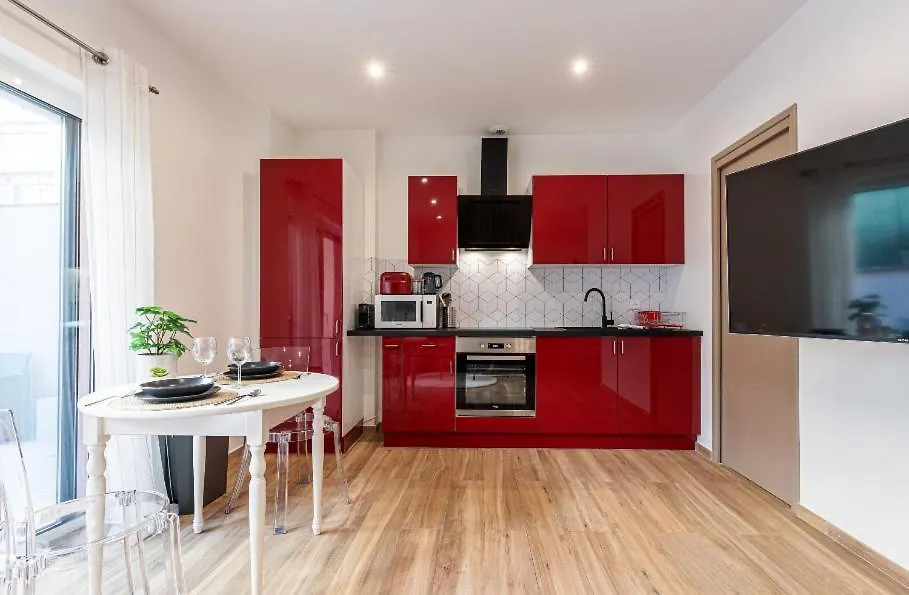 Beau Studio Cozy Centre Ville Et Plages Avec Terrasse N3 Nice 0*,  France